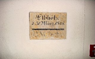 HWM1845_Bibliothek_Detail.jpg